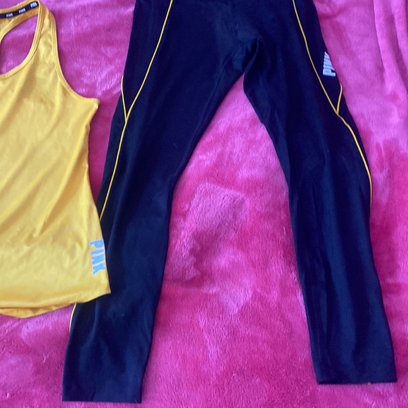 Pink set - Picture 3 of 3